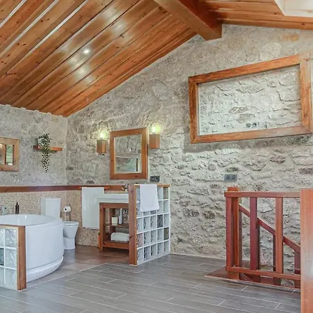 Villamia Villa