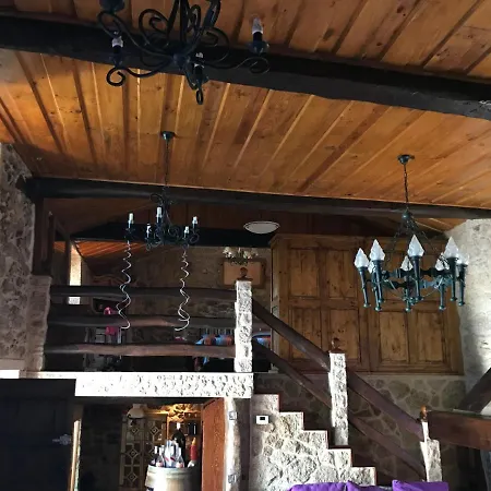 Villamia Villa *
