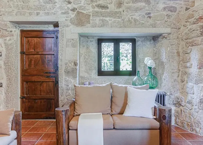 Villamia Villa *