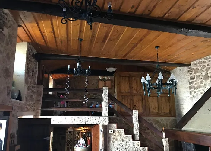 Villamia Villa *